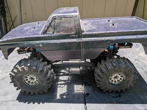 Axial scx10