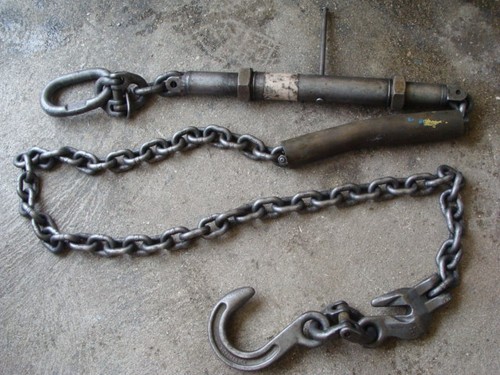 Catena per fissaggio macchine