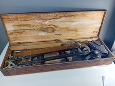 📐 Antico tecnigrafo da