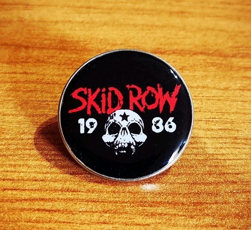 Skid row metal - skid, brooch