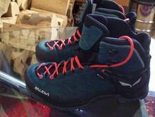 Vendo scarpa da trekking donna