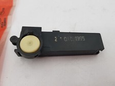 Dispositivo apertura sportello