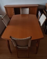 Tavolo allungabile fino a 12 posti, con 4 sedie