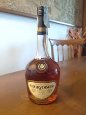 COURVOISIER  V.S.  COGNAC  70