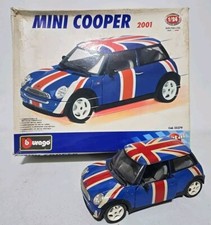 Kit metallo auto Burago Mini Cooper 2001 costruito modello 55279 Blue Union 1/24