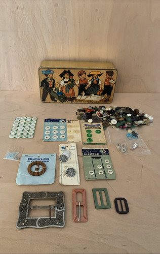 Vintage german tin buttons - german, &