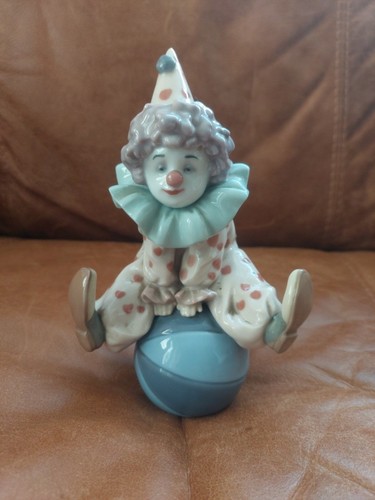 Lladro having ball - “having, ball”