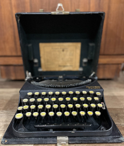 Macchina scrivere portatile - macchina,