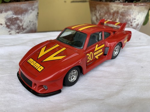 Porsche 935 burago - tt,