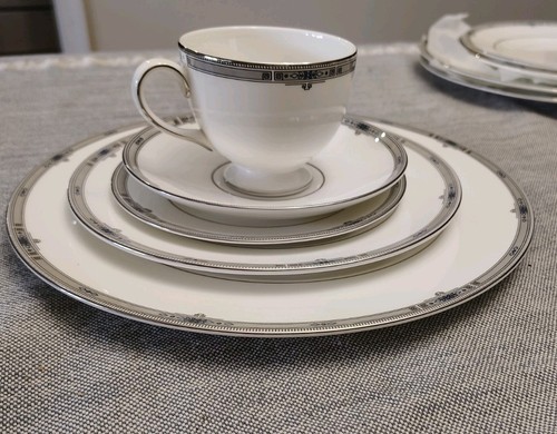 New wedgwood amherst piece - new,