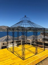 GAZEBO QUADRATO IN FERRO