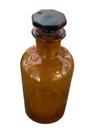 Pharmacy apothecary - pharmacy,
