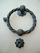 BATTENTI MANIGLIONE  IN FERRO BATTUTO PER PORTE E PORTONI   