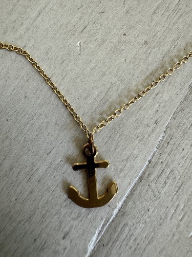 Collana catena con ciondolo