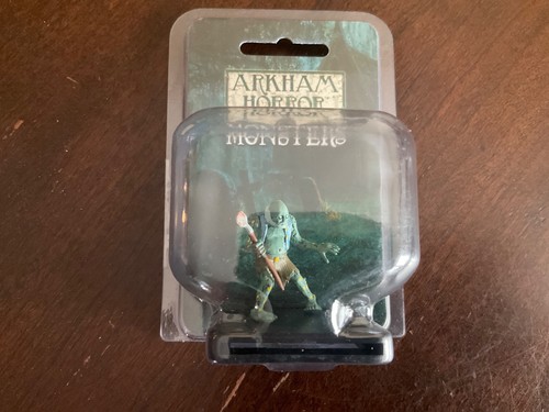 Arkham war monsters miniature