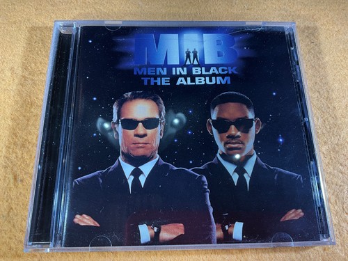 M13 men black - in,