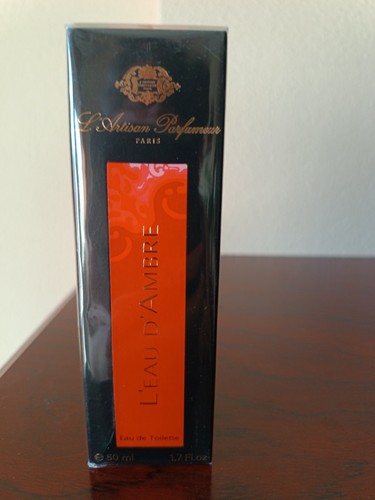 Eau ambre l - l'eau, d'ambre
