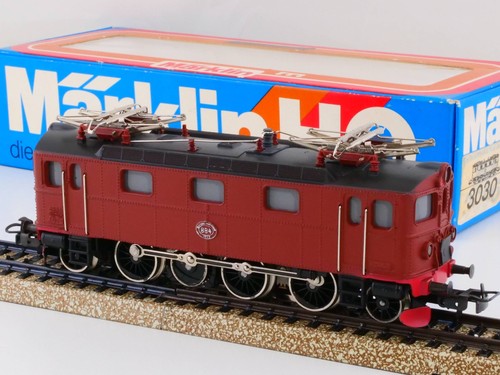 Märklin 3030 locomotiva