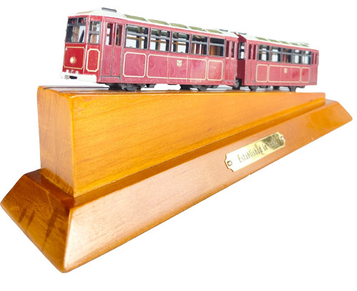 Modellino auto ferroviario