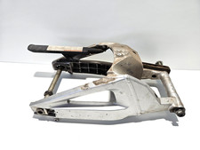 FORCELLONE RUOTA POSTERIORE CON ASSE PERNI SUZUKI GSR 600 ANNO 2006 2007