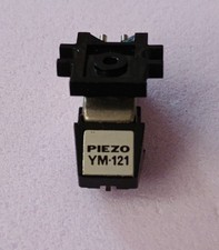 Testina Piezo YM-121 usata, in buono stato, con puntina originale