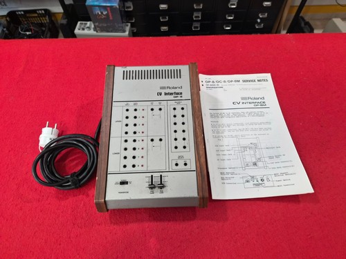 Roland interface para - op-8.,
