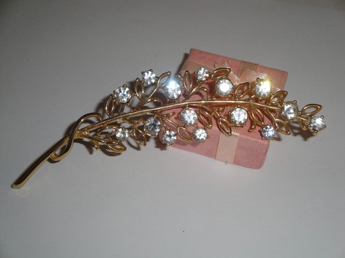 Spilla vintage grande forma - a,