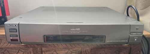 Sony c2000e pal video hi8 - pal,