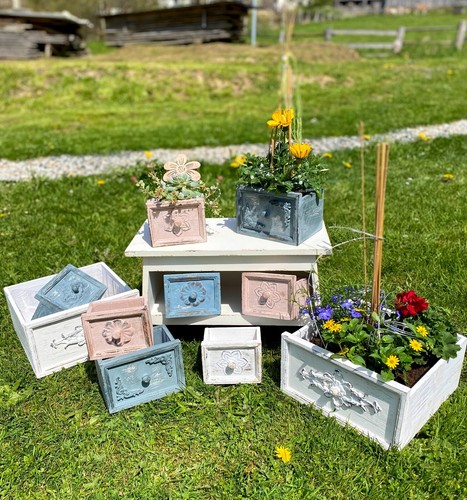 Cassettiera fioriera vintage