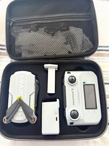 Quadricottero fotocamera