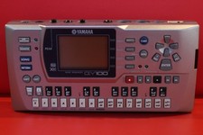 Sequencer Yamaha QY 100 U2710