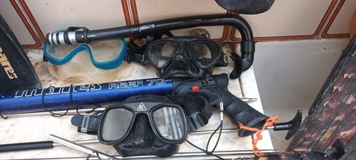 Attrezzatura sub muta fucili - attrezzatura,