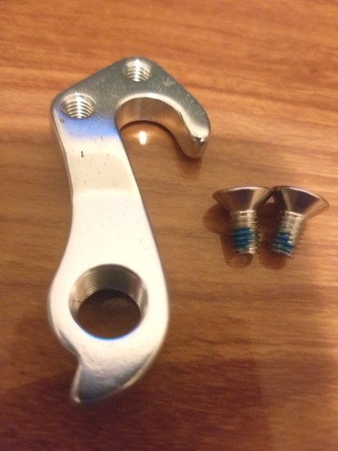 Dropout hardware per trek 8500 - dropout,