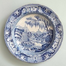 Antico piatto Davenport con decoro IMPERIAL PARK AT GEHOL - XIX sec. 1810 ca.