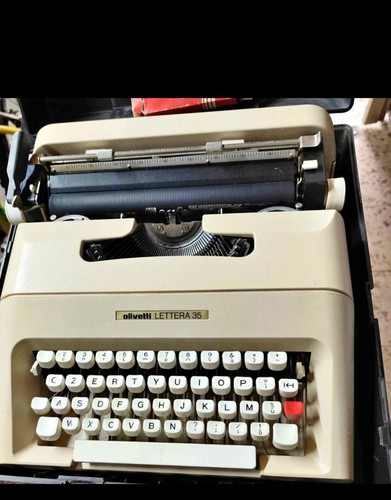 Macchina scrivere olivetti - da,