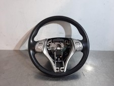 Volante Nissan Pulsar (C13)