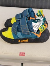 scarpe arrampicata nuove, regalate ma x me troppo piccole. 