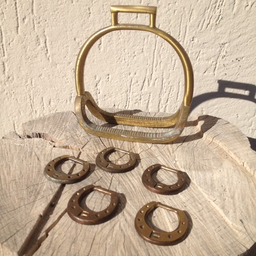Staffa ferri di cavallo - ,