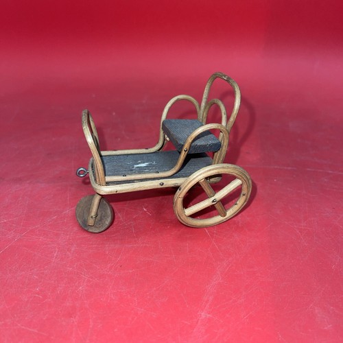 Carrozzina per bambole vintage