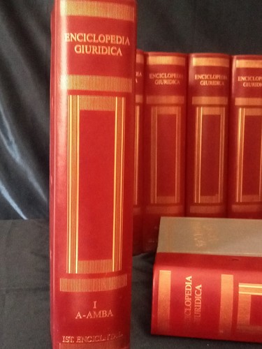Enciclopeda giuridica treccani - enciclopeda,
