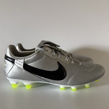 Nike Uomo 8.5 Premier 3