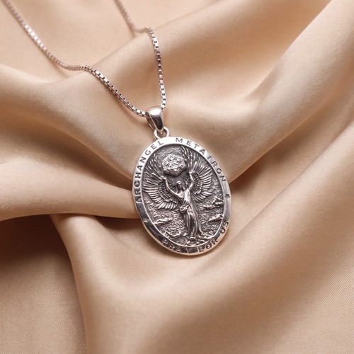 Collana con ciondolo arcangelo - collana,