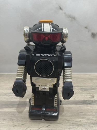 Robot giocattolo vintage nuovo