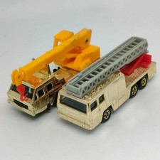 Tomica Gold Pika Tomica Scala