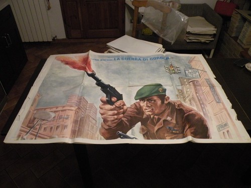 Gigantografia guerra di - gigantografia,