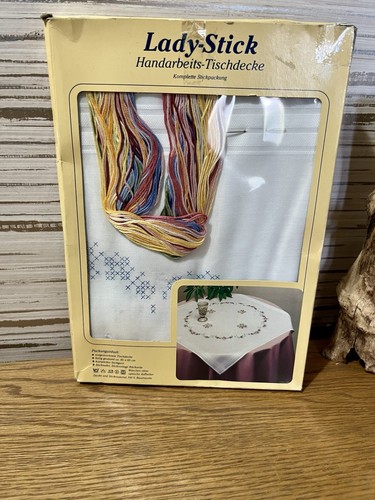 Kit tovaglia punto croce