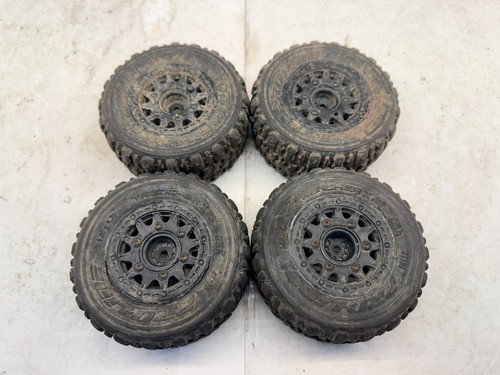 Rough used pro line - 4x, racing