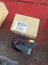 8R0035503F ANTENNA TETTO PINNA