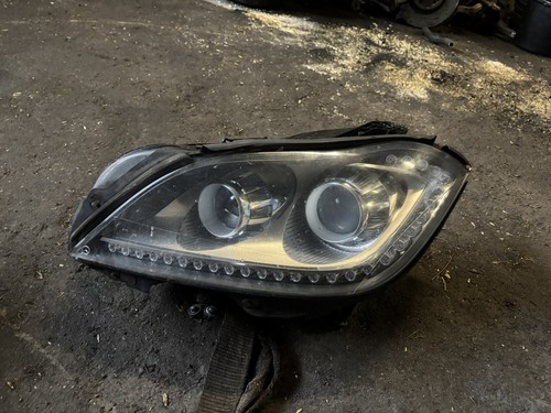 Faro proiettore anteriore