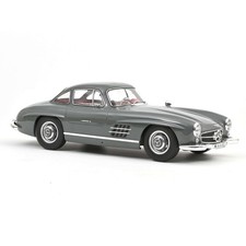 Mercedes 300 SL Gullwing •